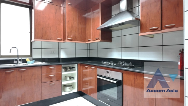 unitHome Office, Pet friendly |  4 Bedrooms  House For Rent in Sukhumvit, Bangkok  near BTS Phrom Phong (11007401)