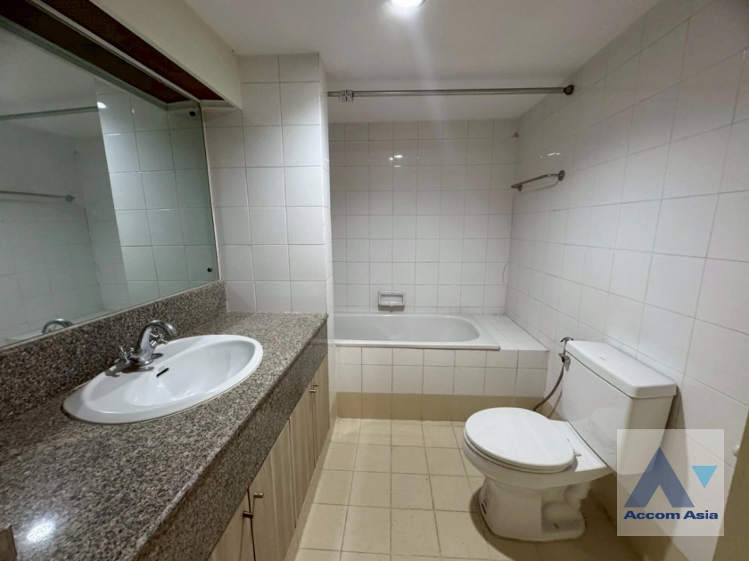 25  2 br Condominium For Rent in Sukhumvit ,Bangkok BTS Phrom Phong at Baan Suan Petch 28195