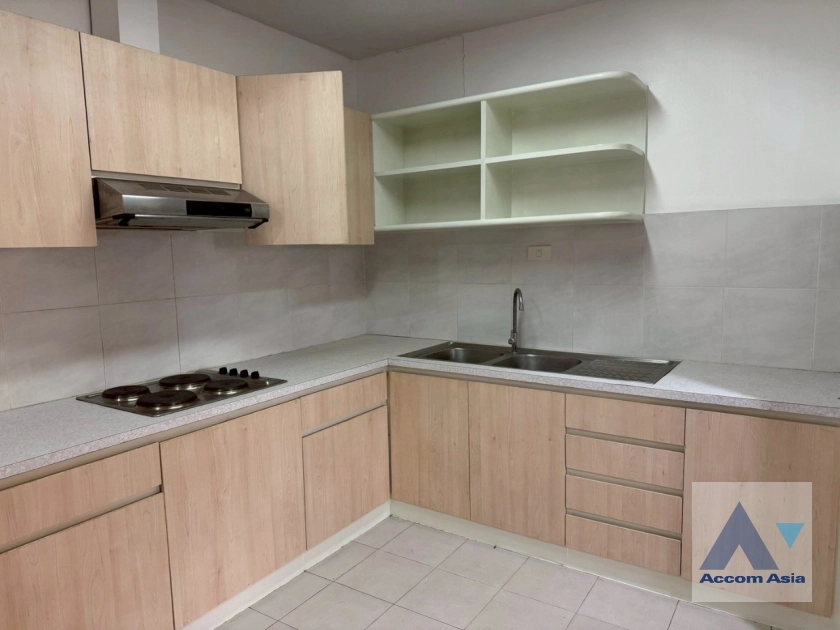 11  2 br Condominium For Rent in Sukhumvit ,Bangkok BTS Phrom Phong at Baan Suan Petch 28195