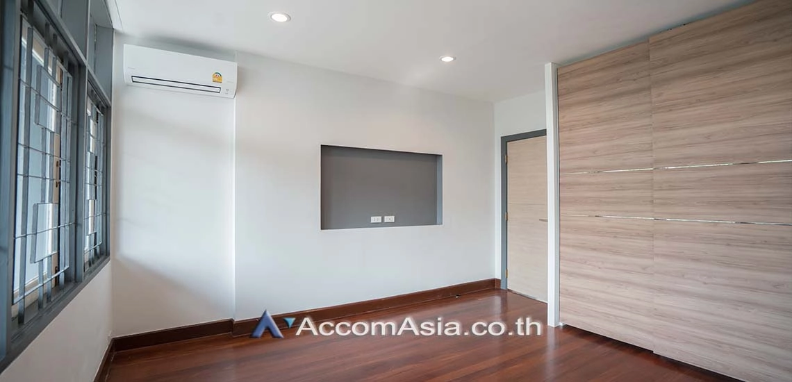 7  4 br House for rent and sale in Sukhumvit ,Bangkok BTS Phrom Phong 10003201