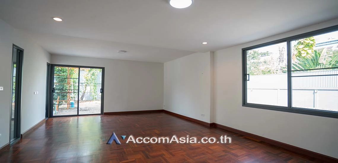 10  4 br House for rent and sale in Sukhumvit ,Bangkok BTS Phrom Phong 10003201