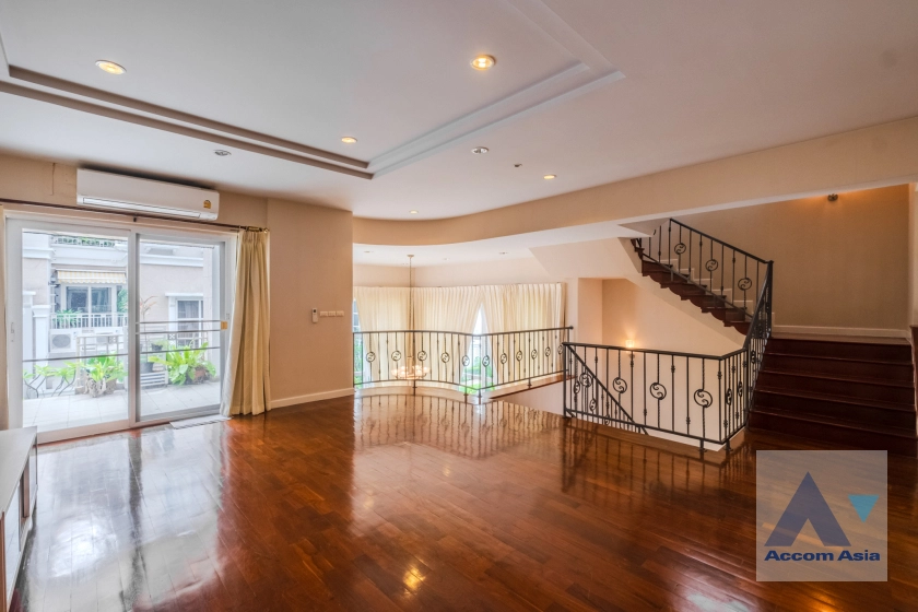 18  4 br Townhouse For Rent in Rama 3 ,Bangkok BTS Saphan Taksin at Set by the River 11007515