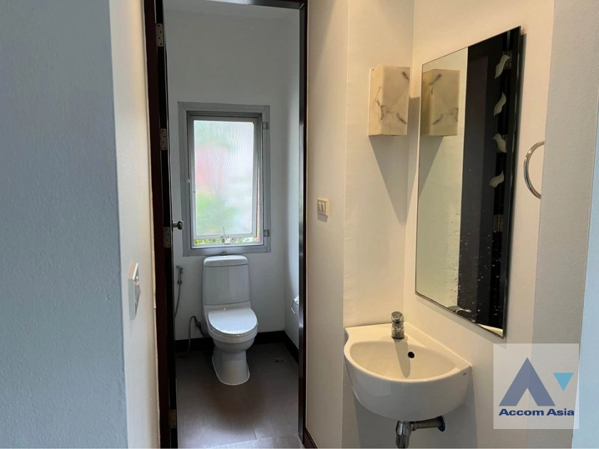 11  2 br Apartment For Rent in Sukhumvit ,Bangkok BTS Ekkamai at Green atmosphere 28341