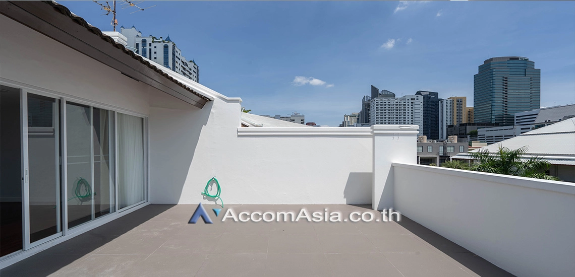 19  3 br Townhouse For Rent in Sukhumvit ,Bangkok MRT Phetchaburi at Natural Place 12001701