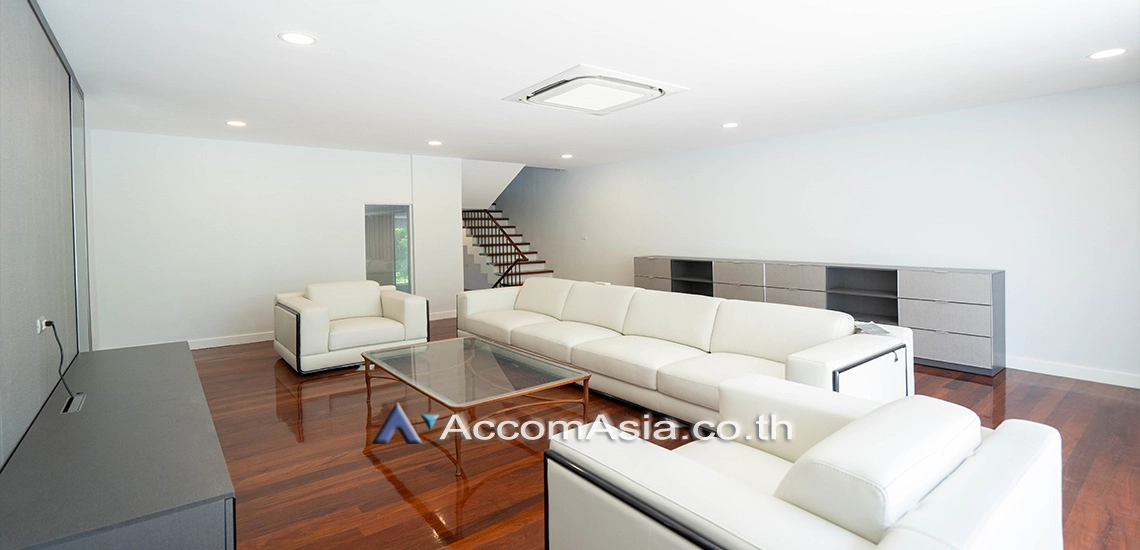 10  3 br Townhouse For Rent in Sukhumvit ,Bangkok MRT Phetchaburi at Natural Place 12001701