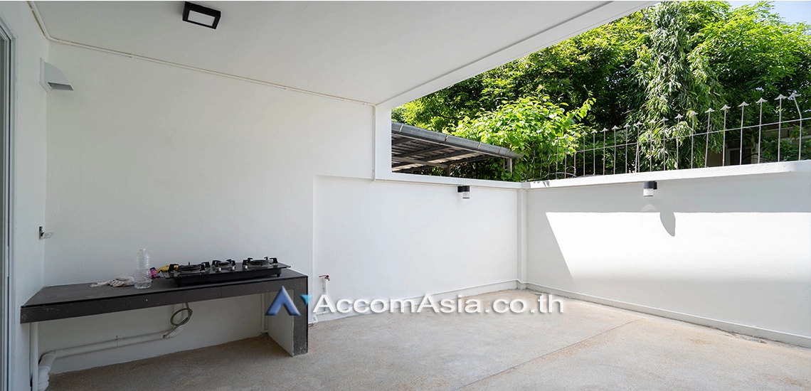 18  3 br Townhouse For Rent in Sukhumvit ,Bangkok MRT Phetchaburi at Natural Place 12001701