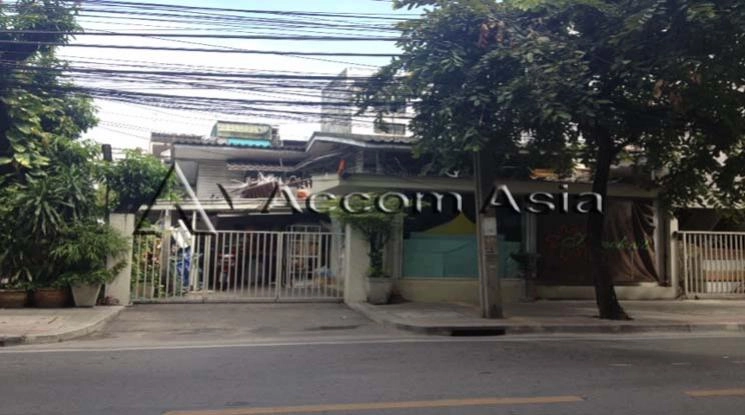 unitHome Office |  2 Bedrooms  House For Rent & Sale in Sathorn, Bangkok  near BTS Chong Nonsi (48378)