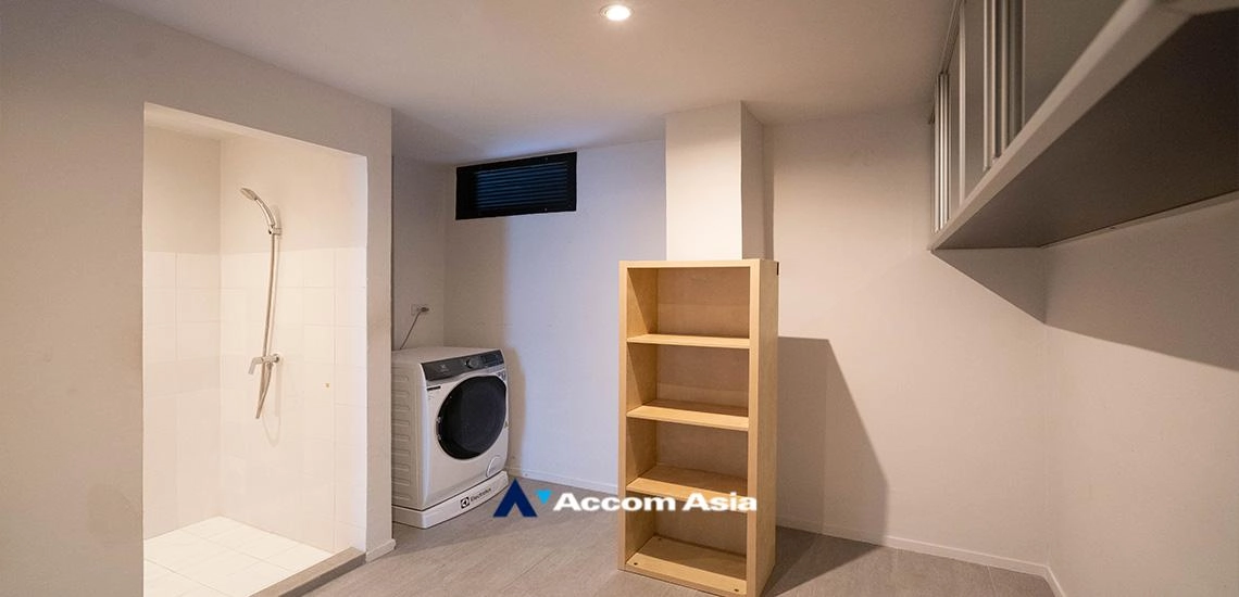 7  3 br Apartment For Rent in Sukhumvit ,Bangkok BTS Asok - MRT Sukhumvit at Contemporary Mansion 1005601