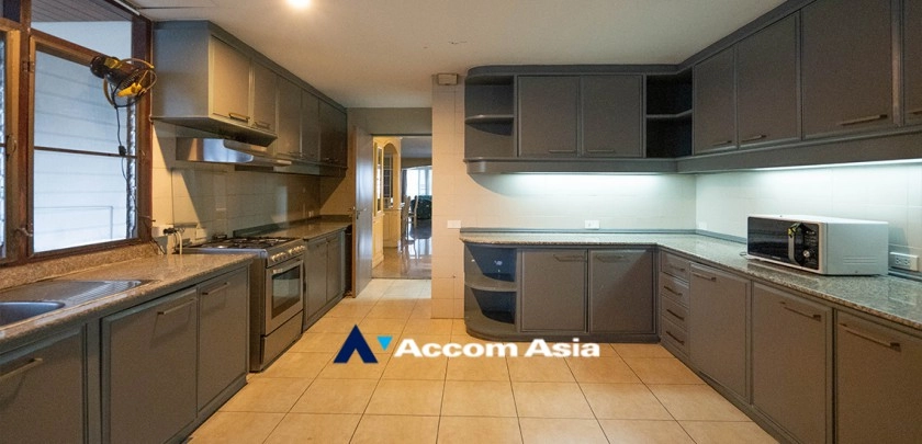 4  4 br Condominium for rent and sale in Sukhumvit ,Bangkok BTS Ekkamai at Oriental Tower 28612