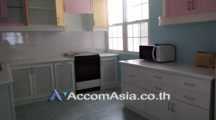  1  3 br Condominium For Rent in Sukhumvit ,Bangkok BTS Nana at The Heritage 2031701