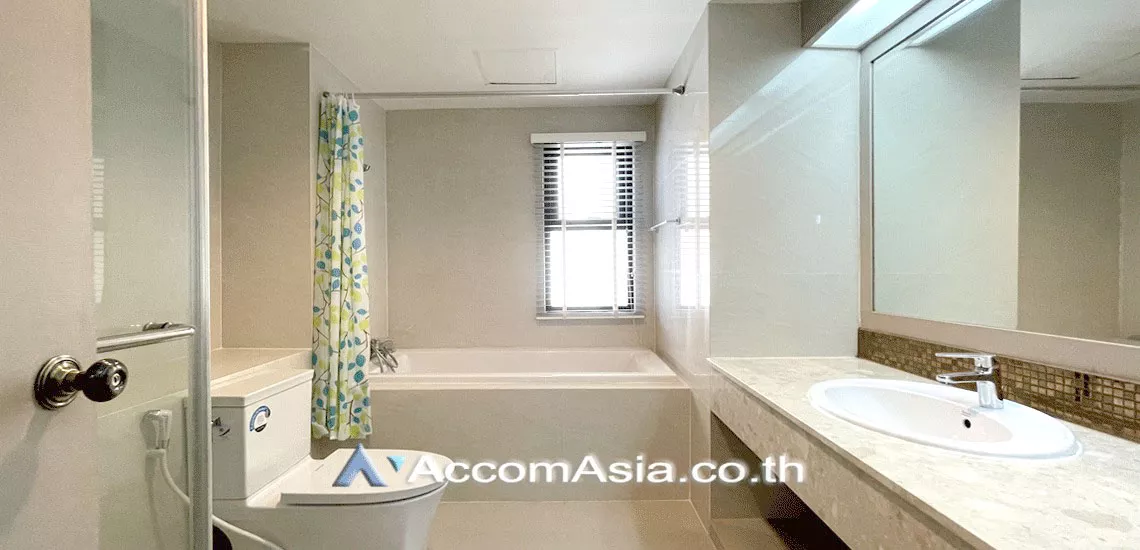 12  3 br Apartment For Rent in Sukhumvit ,Bangkok BTS Asok - MRT Sukhumvit at Comfortable for Living 18695