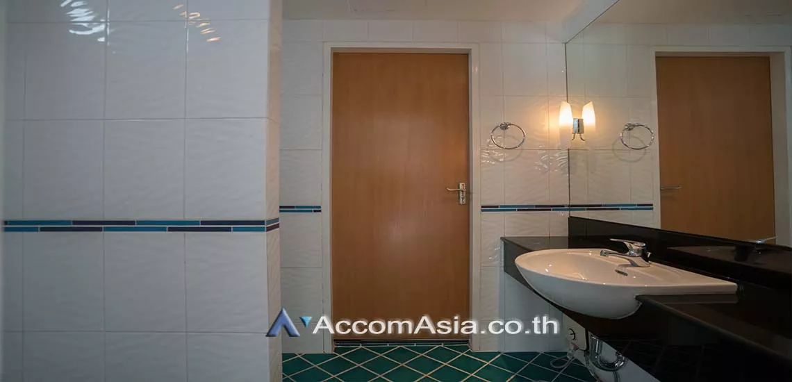 12  4 br Apartment For Rent in Sukhumvit ,Bangkok BTS Asok - MRT Sukhumvit at Privacy of Living 18700