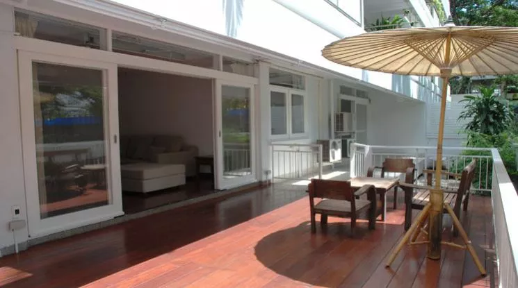 4  3 br Apartment For Rent in Sathorn ,Bangkok BTS Chong Nonsi at Cozy Low-Rise Apartment in a Premium Compound 18730