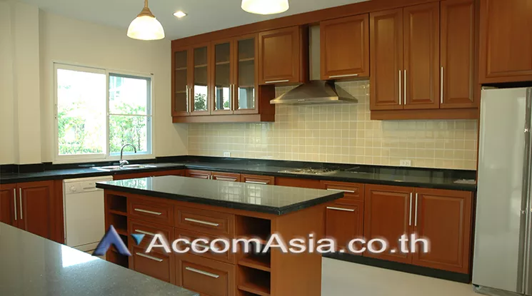4  4 br House For Rent in Sukhumvit ,Bangkok BTS Thong Lo at Exclusive family compound 58761