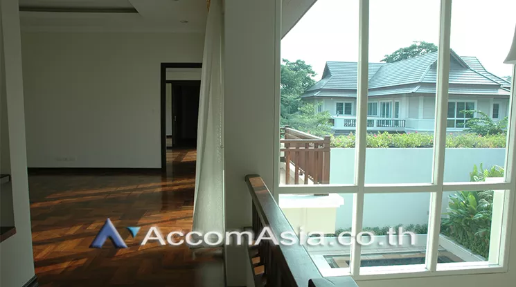 5  4 br House For Rent in Sukhumvit ,Bangkok BTS Thong Lo at Exclusive family compound 58761