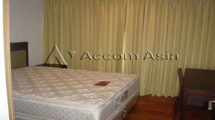 unit 2 Bedrooms  Condominium For Rent & Sale in Ploenchit, Bangkok  near BTS Ploenchit (28762)