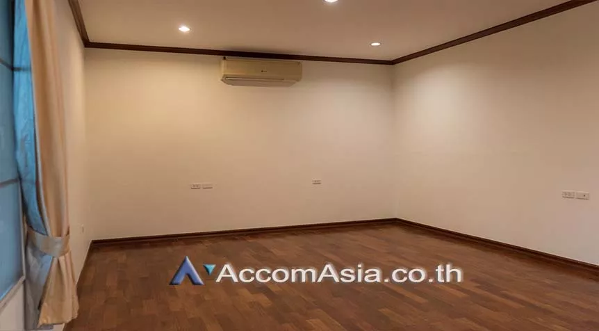 16  4 br House For Rent in Sukhumvit ,Bangkok BTS Thong Lo at Exclusive family compound 58763