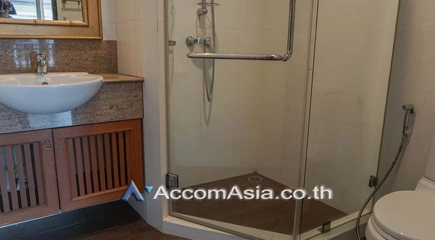 10  4 br House For Rent in Sukhumvit ,Bangkok BTS Thong Lo at Exclusive family compound 58764