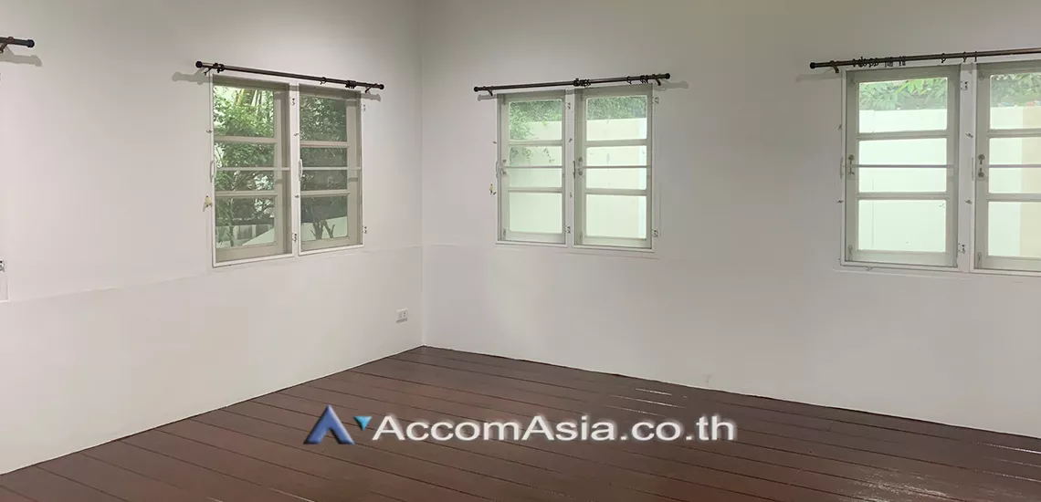  1  3 br House For Rent in Phaholyothin ,Bangkok BTS Ari 48765