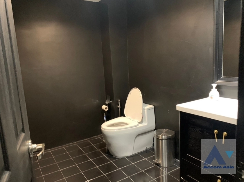 10  3 br Townhouse For Rent in Sukhumvit ,Bangkok BTS Phrom Phong 88766