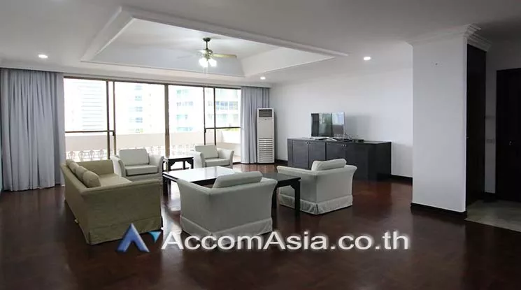 unit 3 Bedrooms  Apartment For Rent in Sukhumvit, Bangkok  near BTS Asok - MRT Sukhumvit (18767)