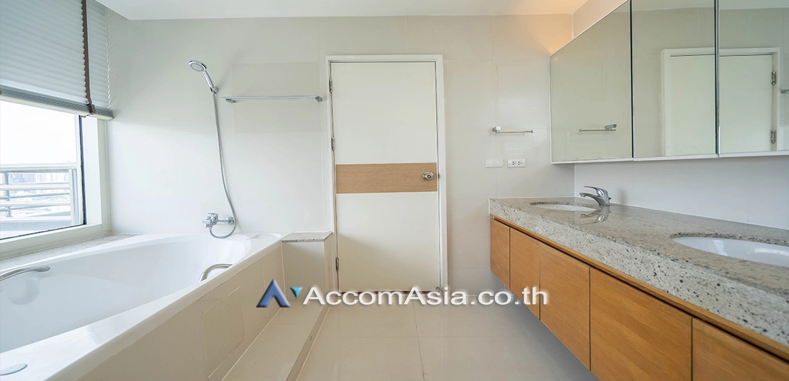 9  3 br Apartment For Rent in Sukhumvit ,Bangkok BTS Phrom Phong at High-Rise Residence Unit Size from 197 Sqm, Ideal for Families 18792