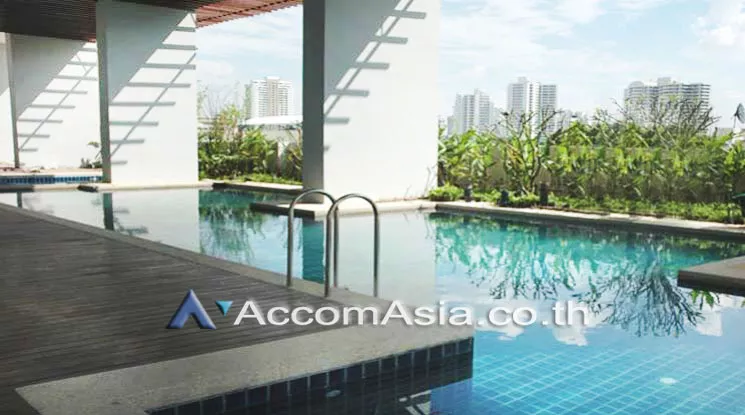 Big Balcony |  Perfect Place for Family  Apartment  4 Bedroom for Rent BTS Phrom Phong in Sukhumvit Bangkok