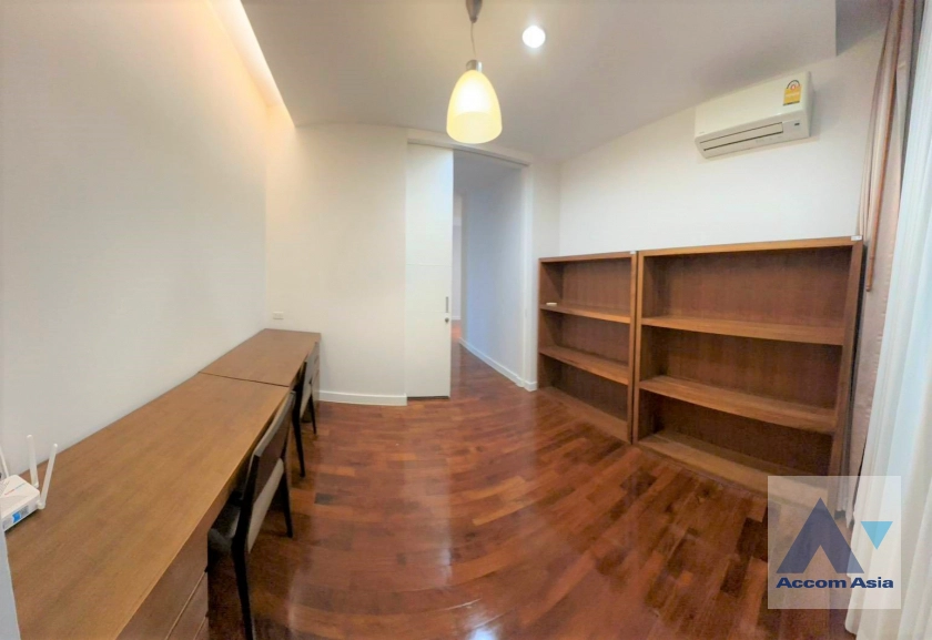 24  4 br Apartment For Rent in Sukhumvit ,Bangkok BTS Phrom Phong at High-Rise Residence Unit Size from 197 Sqm, Ideal for Families 28797