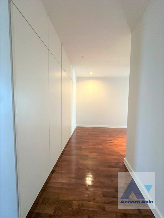 12  4 br Apartment For Rent in Sukhumvit ,Bangkok BTS Phrom Phong at High-Rise Residence Unit Size from 197 Sqm, Ideal for Families 28797