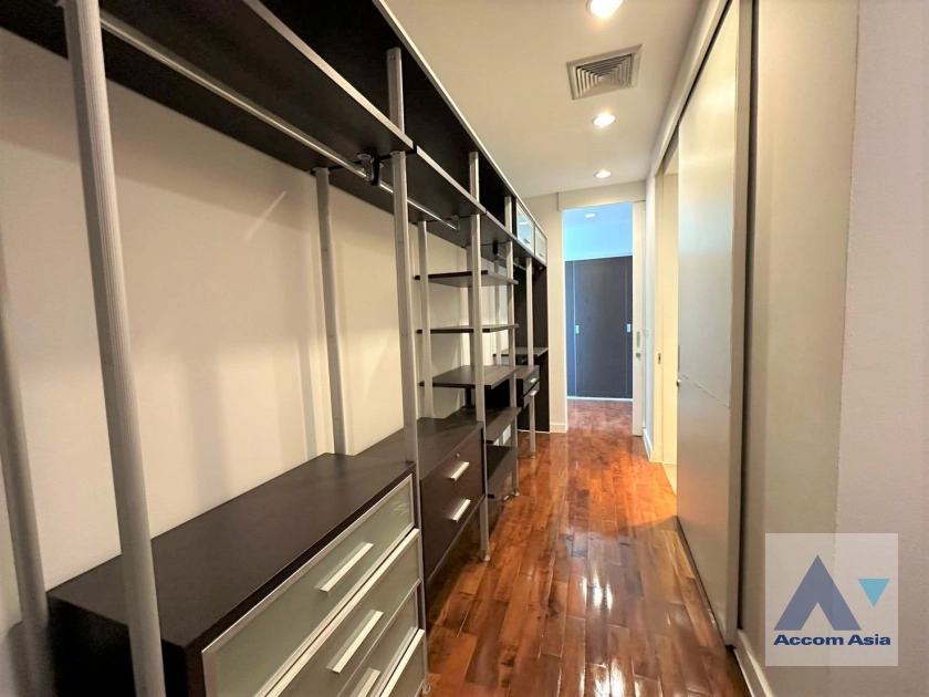 26  4 br Apartment For Rent in Sukhumvit ,Bangkok BTS Phrom Phong at High-Rise Residence Unit Size from 197 Sqm, Ideal for Families 28797