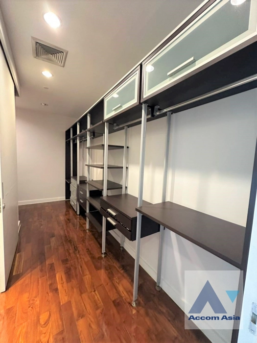 27  4 br Apartment For Rent in Sukhumvit ,Bangkok BTS Phrom Phong at High-Rise Residence Unit Size from 197 Sqm, Ideal for Families 28797