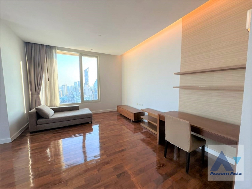 22  4 br Apartment For Rent in Sukhumvit ,Bangkok BTS Phrom Phong at High-Rise Residence Unit Size from 197 Sqm, Ideal for Families 28797