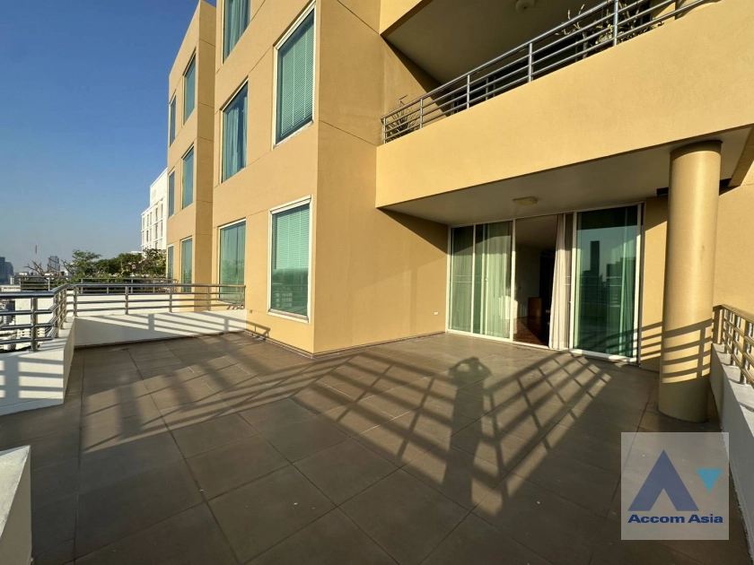 43  4 br Apartment For Rent in Sukhumvit ,Bangkok BTS Phrom Phong at High-Rise Residence Unit Size from 197 Sqm, Ideal for Families 28797