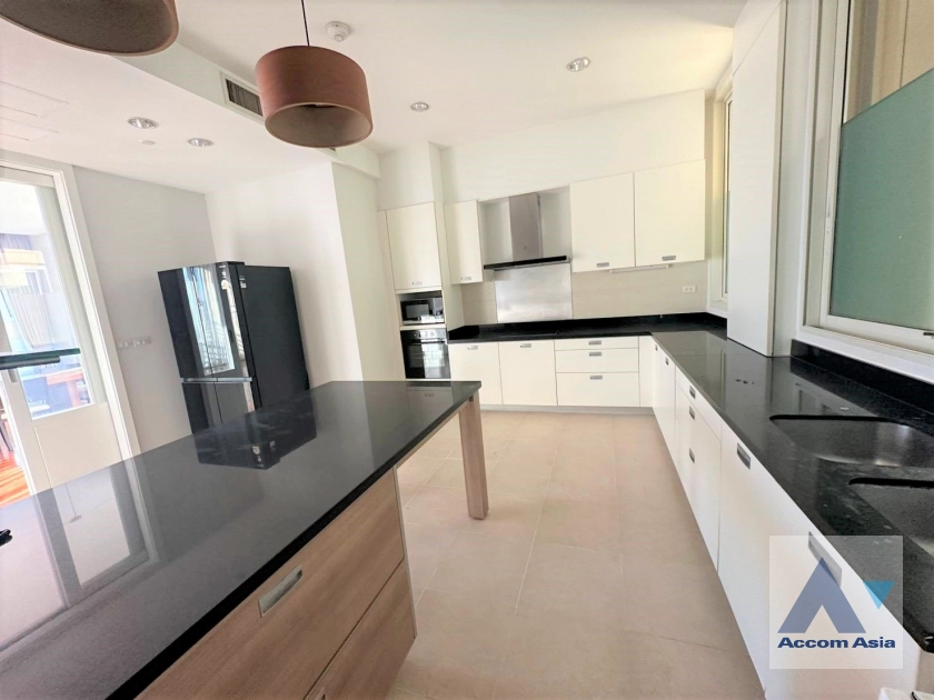 10  4 br Apartment For Rent in Sukhumvit ,Bangkok BTS Phrom Phong at High-Rise Residence Unit Size from 197 Sqm, Ideal for Families 28797