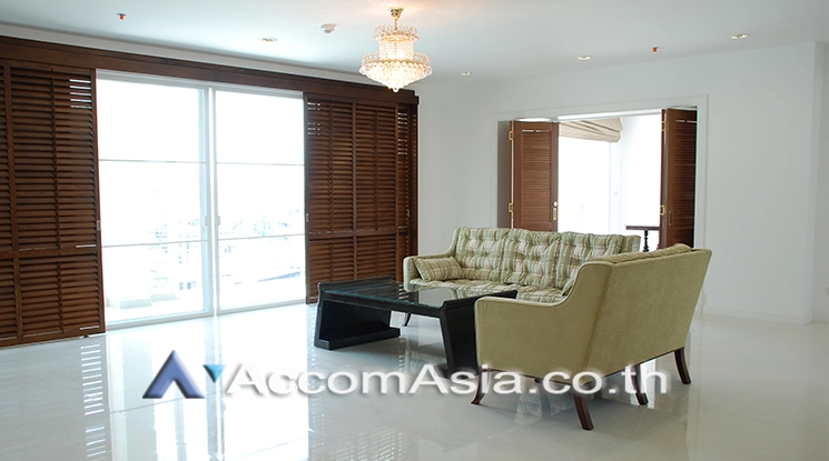 Pet friendly |  Amazing residential Apartment  4 Bedroom for Sale & Rent MRT Lumphini in Sathorn Bangkok