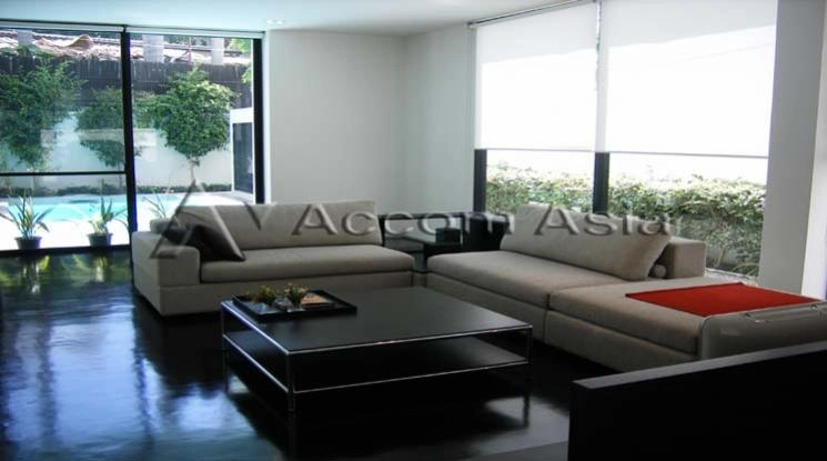 unitPrivate Swimming Pool |  4 Bedrooms  House For Rent & Sale in Sukhumvit, Bangkok  near BTS Thong Lo (108901)