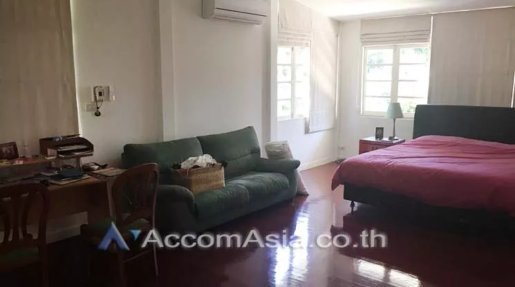 25  4 br House for rent and sale in Sukhumvit ,Bangkok BTS Ekkamai 10003301