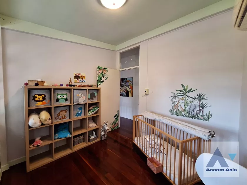 18  4 br House for rent and sale in Sukhumvit ,Bangkok BTS Ekkamai 10003301