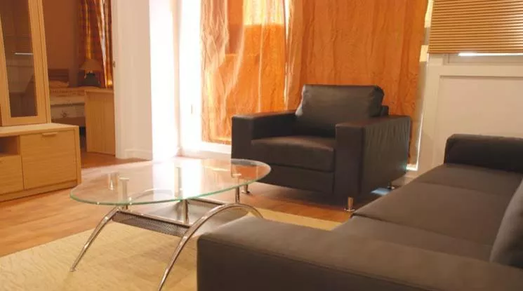 unit 1 Bedroom  Condominium For Rent in Sukhumvit, Bangkok  near BTS Phrom Phong (28949)