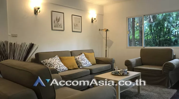  4 Bedrooms  House For Rent in Ratchadapisek, Bangkok  (50046)