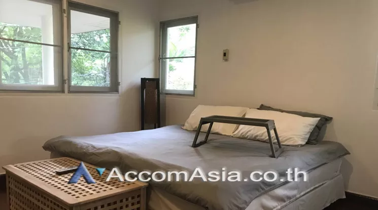6  4 br House For Rent in New Phetchaburi ,Bangkok  at Thai Village 50046
