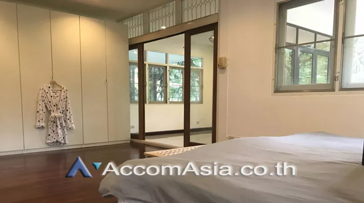 7  4 br House For Rent in New Phetchaburi ,Bangkok  at Thai Village 50046