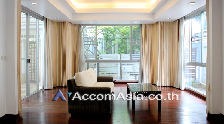  1  4 br House For Rent in New Phetchaburi ,Bangkok  at Homely atmosphere Compound 50049