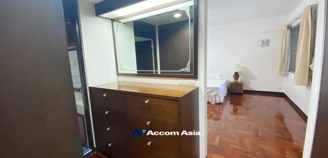 20  3 br Apartment For Rent in Sukhumvit ,Bangkok BTS Phrom Phong at The comfortable low rise residence 29040