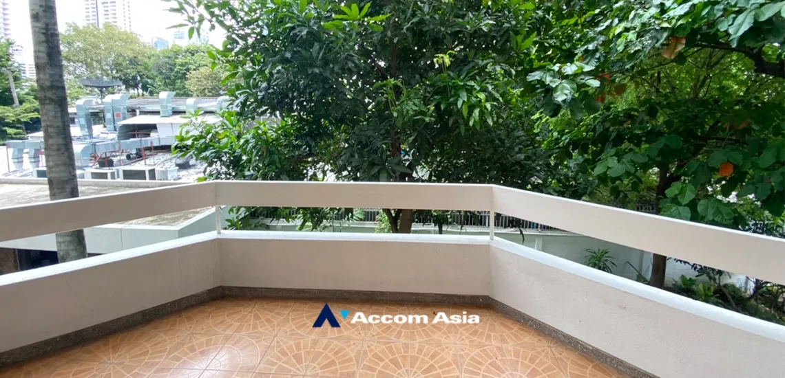 25  3 br Apartment For Rent in Sukhumvit ,Bangkok BTS Phrom Phong at The comfortable low rise residence 29040