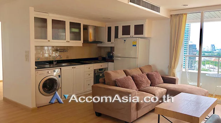  2 Bedrooms  Condominium For Rent in Ploenchit, Bangkok  near BTS Chitlom (29047)