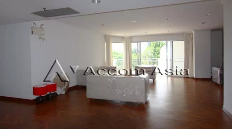 unit 3 Bedrooms  Apartment For Rent in Sathorn, Bangkok  near BRT Technic Krungthep (29072)