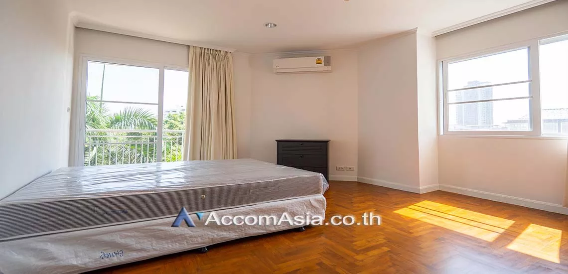 8  3 br Apartment For Rent in Sathorn ,Bangkok BRT Technic Krungthep at Perfect life in Bangkok 29073