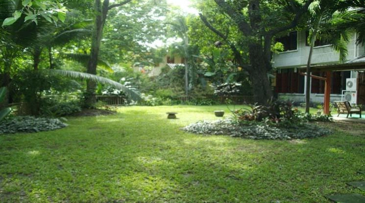  1  3 br House for rent and sale in Ploenchit ,Bangkok BTS Chitlom 99145