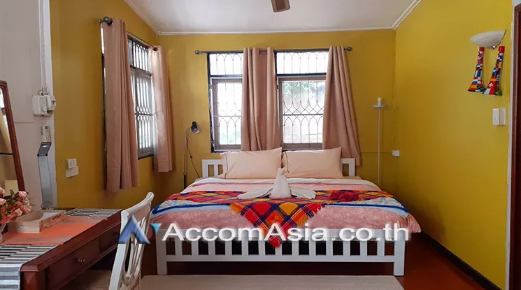 9  4 br House for rent and sale in Phaholyothin ,Bangkok BTS Ari 99198